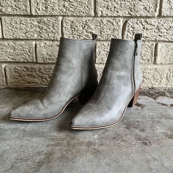 The Buckle Ccocci Cindy Ankle Boots size 7 Grey - Picture 1 of 10